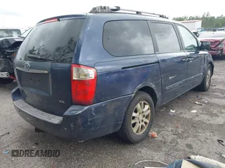 2006 Kia Sedona LX with VIN KNDMB233266102922, listed as a IAAI auction lot 41992959 with 283,531 mi miles. Bid and sale history available at carsss.com. Image 4.