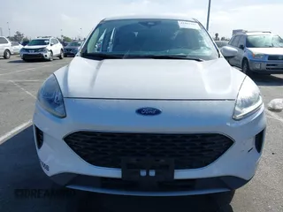 2020 Ford Escape SE с VIN 1FMCU0G64LUA86255, выставлен на аукционе IAAI как лот 41803788 с пробегом 81 065 миль миль и . История ставок и продаж доступна на DreamBid. Изображение 13.