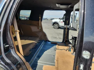 2017 Cadillac Escalade Platinum z VIN 1GYS4DKJ5HR249101, wystawiony jako Copart lot #60306915 z przebiegiem Nie podano mil oraz Czysty tytuł • Clean title. Historia ofert i sprzedaży dostępna na DreamBid. Obrazek 11.