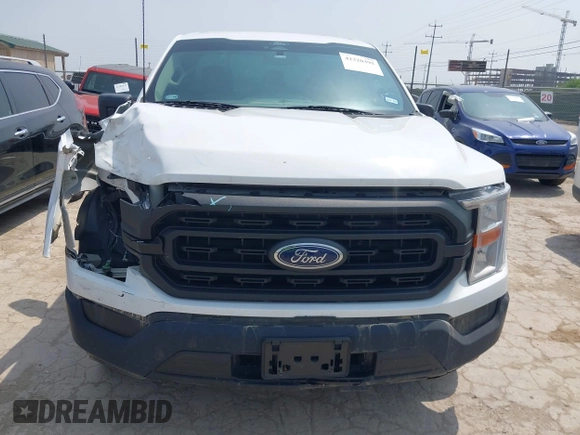 2022 Ford F-150 XL z VIN 1FTMF1CP0NKE04426, wystawiony jako IAAI lot #42320395 z przebiegiem 61 887 mil mil oraz . Historia ofert i sprzedaży dostępna na DreamBid. Obrazek 12.
