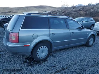 2004 Volkswagen Passat GL with VIN WVWND63B14E022060, listed as a Copart auction lot 87698025 with 165,526 mi miles and Salvage Title. Bid and sale history available at carsss.com. Image 3.