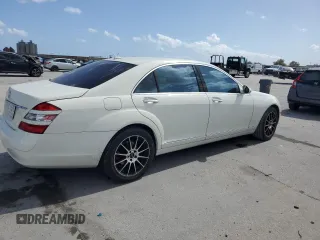 2009 Mercedes-Benz S-Class 5.5L V8 with VIN WDDNG71X29A279020, listed as a Copart auction lot 49957125 with 150,643 mi miles and Clean Title. Bid and sale history available at carsss.com. Image 3.