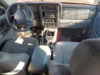 1998 Jeep Cherokee Sport with VIN 1J4FJ68S3WL134079, listed as a Copart auction lot 43185915 with 0 mi miles and Clean Title. Bid and sale history available at carsss.com. Image 8.