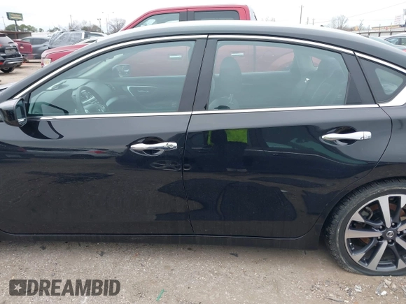 2016 Nissan Altima S with VIN 1N4AL3AP1GN380316, listed as a IAAI auction lot 41634055 with 146,454 mi miles and . Bid and sale history available at carsss.com. Image 14.