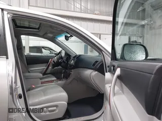 2013 Toyota Highlander Limited with VIN 5TDDK3EHXDS175547, listed as a IAAI auction lot 41334864 with 135,049 mi miles and . Bid and sale history available at DreamBid. Image 5.