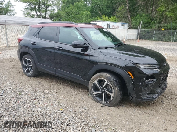 2021 Chevrolet TrailBlazer RS with VIN KL79MTSL8MB075248, listed as a Copart auction lot 56463304 with 29,304 mi miles and Salvage Title. Bid and sale history available at DreamBid. Image 4.