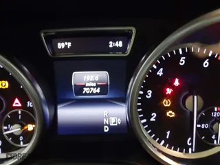 2015 Mercedes-Benz M-Class ML 350 with VIN 4JGDA5HB5FA564792, listed as a IAAI auction lot 41649427 with 70,764 mi miles. Bid and sale history available at carsss.com. Image 7.