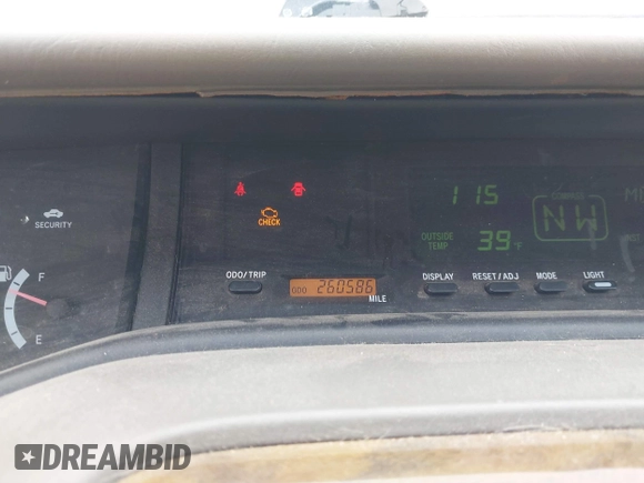 2000 Toyota Avalon XL with VIN 4T1BF28B0YU024842, listed as a IAAI auction lot 41630268 with 260,586 mi miles and . Bid and sale history available at DreamBid. Image 7.