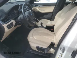 2017 BMW X1 xDrive28i with VIN WBXHT3C32H5F81474, listed as a Copart auction lot 55238895 with 86,264 mi miles and Salvage Title. Bid and sale history available at DreamBid. Image 7.