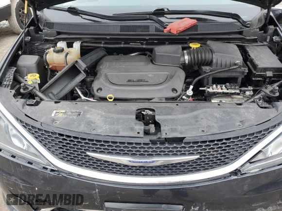 2020 Chrysler Pacifica Limited with VIN 2C4RC1GG5LR163048, listed as a Copart auction lot 47285625 with 129,828 mi miles and Salvage title. Bid and sale history available at DreamBid. Image 12.