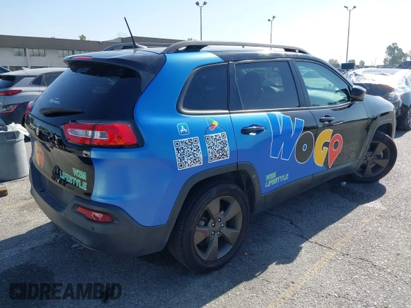 2017 Jeep Cherokee Latitude z VIN 1C4PJLCB7HW578728, wystawiony jako IAAI lot #42516593 z przebiegiem 135 757 mil mil oraz . Historia ofert i sprzedaży dostępna na DreamBid. Obrazek 4.