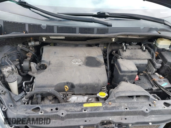 2016 Toyota Sienna XLE with VIN 5TDYK3DC8GS718289, listed as a IAAI auction lot 41774375 with 154,067 mi miles. Bid and sale history available at carsss.com. Image 10.
