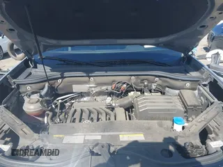 2021 Volkswagen Atlas SE with VIN 1V2WE2CA9MC234751, listed as a IAAI auction lot 41979424 with 30,132 mi miles and . Bid and sale history available at DreamBid. Image 10.