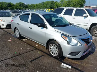 2015 Nissan Versa SV with VIN 3N1CN7AP3FL951598, listed as a IAAI auction lot 42793038 with 165,870 mi miles and . Bid and sale history available at DreamBid. Image 1.