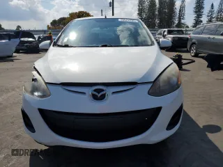2014 Mazda 2 Sport with VIN JM1DE1KY2E0185624, listed as a Copart auction lot 50622285 with 73,590 mi miles and Salvage Title. Bid and sale history available at carsss.com. Image 5.