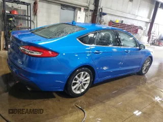 2020 Ford Fusion SE z VIN 3FA6P0HD2LR160243, wystawiony jako Copart lot #65366835 z przebiegiem 118 411 mil mil oraz Czysty tytuł • Clean title. Historia ofert i sprzedaży dostępna na DreamBid. Obrazek 3.