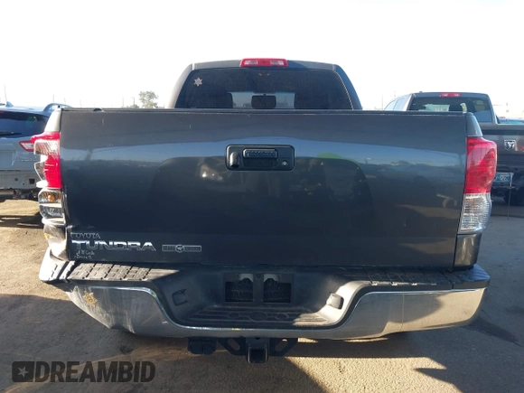 2011 Toyota Tundra z VIN 5TFRM5F15BX028699, wystawiony jako IAAI lot #41921139 z przebiegiem 147 811 mil mil oraz . Historia ofert i sprzedaży dostępna na DreamBid. Obrazek 16.