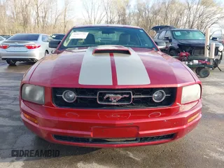 2006 Ford Mustang Standard with VIN 1ZVFT80N765265020, listed as a IAAI auction lot 41847731 with 156,852 mi miles. Bid and sale history available at carsss.com. Image 12.