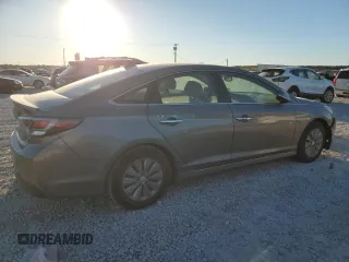 2017 Hyundai Sonata Hybrid SE with VIN KMHE24L39HA064181, listed as a Copart auction lot 82154673 with 84,134 mi miles. Bid and sale history available at carsss.com. Image 3.