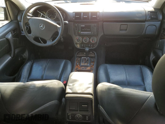 2005 Mercedes-Benz M-Class 3.7L with VIN 4JGAB57EX5A531426, listed as a Copart auction lot 76278424 with 282,470 mi miles and Salvage Title. Bid and sale history available at carsss.com. Image 8.
