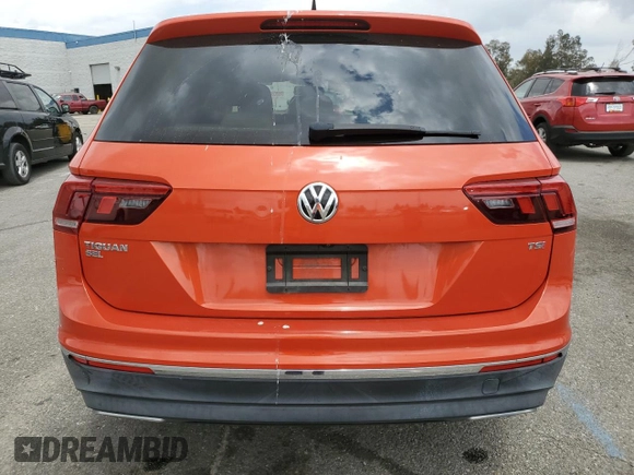 2018 Volkswagen Tiguan SEL with VIN 3VV3B7AX8JM083219, listed as a Copart auction lot 54275945 with 59,780 mi miles and Salvage title. Bid and sale history available at DreamBid. Image 6.