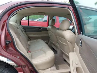 2000 Lincoln Continental with VIN 1LNHM97V5YY845447, listed as a IAAI auction lot 42077417 with 83,655 mi miles. Bid and sale history available at carsss.com. Image 8.