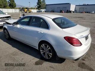 2018 Mercedes-Benz C 350e с VIN 55SWF4HB9JU244771, выставлен на аукционе Copart как лот 84104634 с пробегом 110 377 миль миль и Списание • Salvage title. История ставок и продаж доступна на DreamBid. Изображение 2.