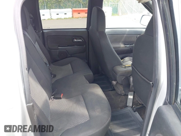 2010 GMC Canyon SLE1 with VIN 1GTJTCDE3A8118842, listed as a IAAI auction lot 41713069 with 132,583 mi miles. Bid and sale history available at carsss.com. Image 8.