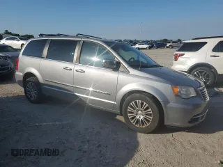2013 Chrysler Town & Country Touring L with VIN 2C4RC1CG4DR676802, listed as a Copart auction lot 54546575 with 159,788 mi miles and Salvage Title. Bid and sale history available at DreamBid. Image 4.
