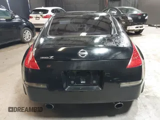 2005 Nissan 350Z Touring with VIN JN1AZ34E45M653631, listed as a IAAI auction lot 41689560 with 147,635 mi miles. Bid and sale history available at carsss.com. Image 16.