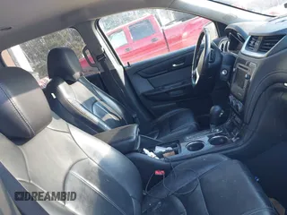 2015 Chevrolet Traverse LT with VIN 1GNKVHKDXFJ389653, listed as a IAAI auction lot 41349149 with 141,516 mi miles and . Bid and sale history available at DreamBid. Image 5.