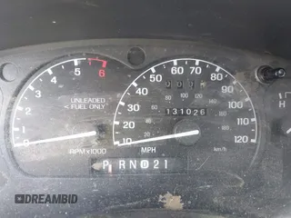 1995 Ford Explorer Eddie Bauer z VIN 1FMDU34X5SZB70346, wystawiony jako IAAI lot #42277331 z przebiegiem 131 026 mil mil oraz . Historia ofert i sprzedaży dostępna na DreamBid. Obrazek 7.