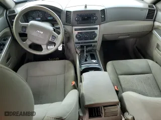 2006 Jeep Grand Cherokee Laredo with VIN 1J4HR48N56C112780, listed as a Copart auction lot 49652685 with 236,428 mi miles and Salvage Title. Bid and sale history available at carsss.com. Image 8.