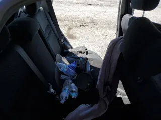 2006 Scion xA z VIN JTKKT624460167465, wystawiony jako Copart lot #51004434 z przebiegiem 73 959 mil mil oraz Nie do naprawy. Historia ofert i sprzedaży dostępna na DreamBid. Obrazek 10.