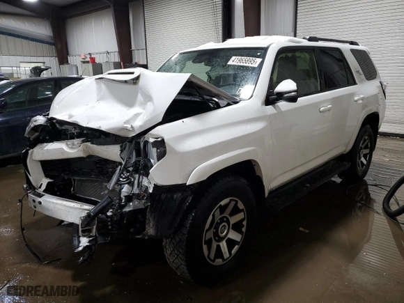 2023 Toyota 4Runner TRD Off Road Premium with VIN JTERU5JR5P6161193, listed as a Copart auction lot 41965895 with 21,065 mi miles and Salvage Title. Bid and sale history available at carsss.com. Image 1.