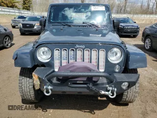 2016 Jeep Wrangler Unlimited Sahara with VIN 1C4BJWEG9GL207218, listed as a Copart auction lot 53645295 with 158,878 mi miles and Non repairable. Bid and sale history available at DreamBid. Image 5.