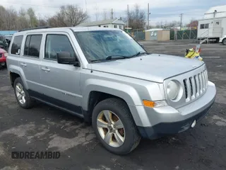 2012 Jeep Patriot Sport with VIN 1C4NJRBB7CD638376, listed as a IAAI auction lot 42026462 with 179,366 mi miles. Bid and sale history available at carsss.com. Image 1.