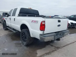 2009 Ford Super Duty F-250 SRW XL with VIN 1FTSW21R99EB17754, listed as a IAAI auction lot 41625484 with 394,625 mi miles. Bid and sale history available at carsss.com. Image 3.