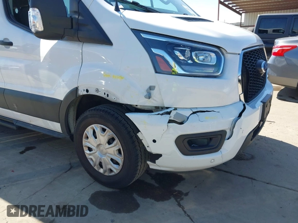 2023 Ford Transit Passenger XL с VIN 1FBAX2YG2PKA59910, выставлен на аукционе IAAI как лот 41663186 с пробегом 60 803 миль миль и . История ставок и продаж доступна на DreamBid. Изображение 6.