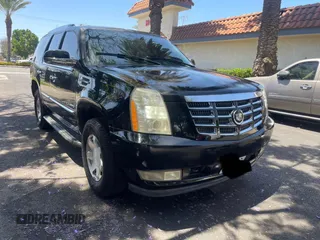 2007 Cadillac Escalade z VIN 1GYFK63847R329003, wystawiony jako Copart lot #62036565 z przebiegiem 188 730 mil mil oraz Czysty tytuł • Clean title. Historia ofert i sprzedaży dostępna na DreamBid. Obrazek 1.