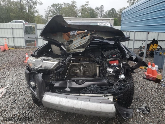 2019 Toyota 4Runner SR5 with VIN JTEBU5JR8K5610916, listed as a Copart auction lot 80855784 with 62,618 mi miles and Salvage Title. Bid and sale history available at carsss.com. Image 5.