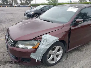 2013 Volkswagen Passat Wolfsburg Edition with VIN 1VWAP7A38DC136413, listed as a IAAI auction lot 42022470 with 265,221 mi miles. Bid and sale history available at carsss.com. Image 6.
