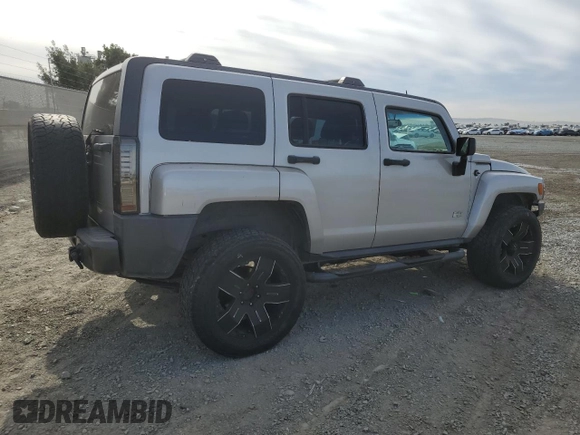 2006 Hummer H3 with VIN 5GTDN136568270854, listed as a Copart auction lot 42046995 with 121,806 mi miles and Salvage Title. Bid and sale history available at DreamBid. Image 3.