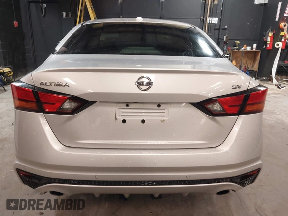 2019 Nissan Altima SV z VIN 1N4BL4DV1KC125884, wystawiony jako IAAI lot #42204200 z przebiegiem 75 388 mil mil oraz . Historia ofert i sprzedaży dostępna na DreamBid. Obrazek 16.