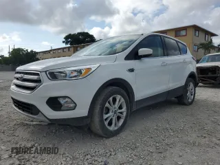 2019 Ford Escape SE z VIN 1FMCU0GD2KUB95892, wystawiony jako Copart lot #58071975 z przebiegiem Nie podano mil oraz Nie do naprawy • Non repairable. Historia ofert i sprzedaży dostępna na DreamBid. Obrazek 1.