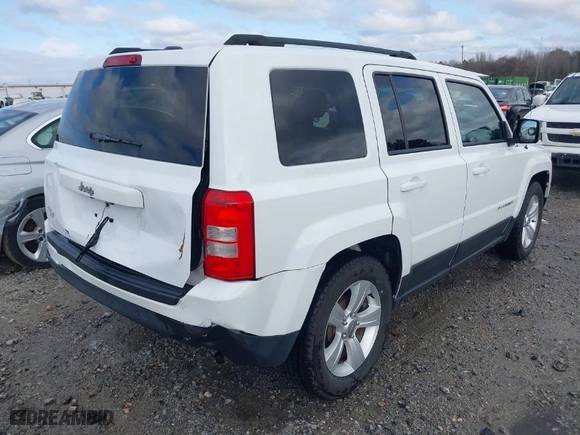 2016 Jeep Patriot Sport with VIN 1C4NJPBA5GD553263, listed as a IAAI auction lot 41806856 with 105,839 mi miles. Bid and sale history available at carsss.com. Image 4.