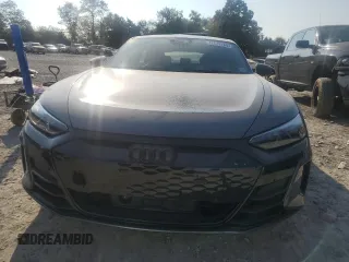 2022 Audi RS e-tron GT z VIN WAUAHBFW6N7904693, wystawiony jako Copart lot #72273784 z przebiegiem 10 180 mil mil oraz Szkody całkowita. Historia ofert i sprzedaży dostępna na DreamBid. Obrazek 5.