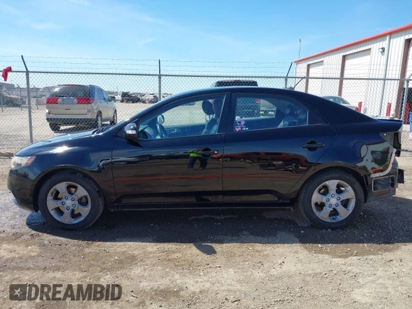 2010 Kia Forte EX z VIN KNAFU4A23A5080126, wystawiony jako IAAI lot #41878879 z przebiegiem 165 521 mil mil oraz . Historia ofert i sprzedaży dostępna na DreamBid. Obrazek 15.