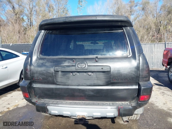 2005 Toyota 4Runner SR5 with VIN JTEBU14R258052004, listed as a IAAI auction lot 40916196 with 189,185 mi miles. Bid and sale history available at carsss.com. Image 16.