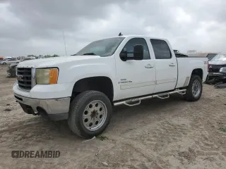 2009 GMC Sierra 2500HD SLT z VIN 1GTHK63669F143495, wystawiony jako Copart lot #51177925 z przebiegiem Nie podano mil oraz Szkoda całkowita • Salvage title. Historia ofert i sprzedaży dostępna na DreamBid. Obrazek 1.